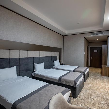 Volga Hotel Baku Exterior photo