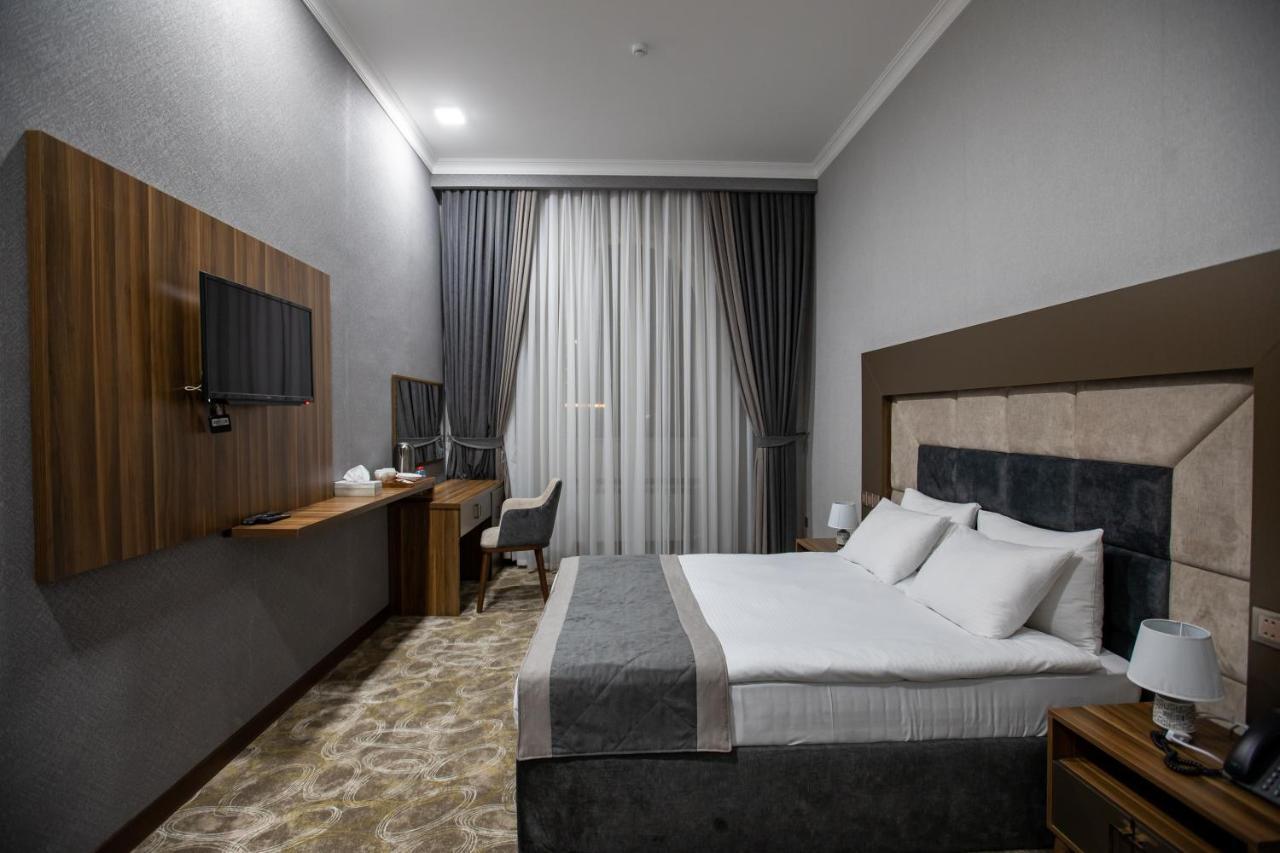 Volga Hotel Baku Exterior photo