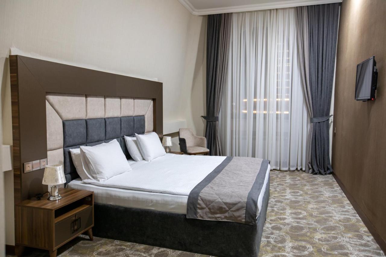 Volga Hotel Baku Exterior photo