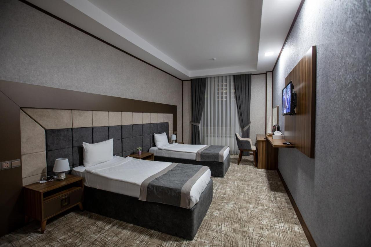 Volga Hotel Baku Exterior photo